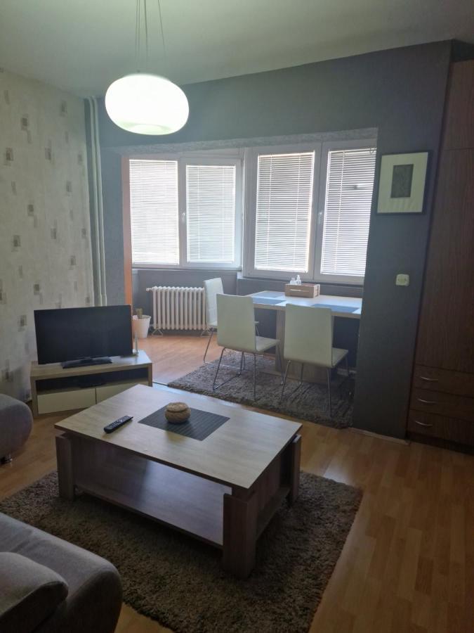 Skopje Plaza Apartment Exterior photo